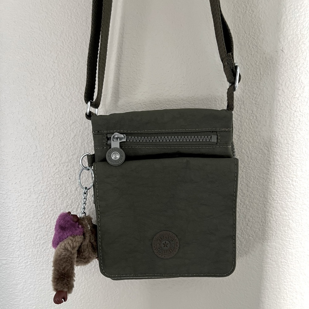 Kipling crossbody bag, LIKE NEW!!! Same or next day shipping